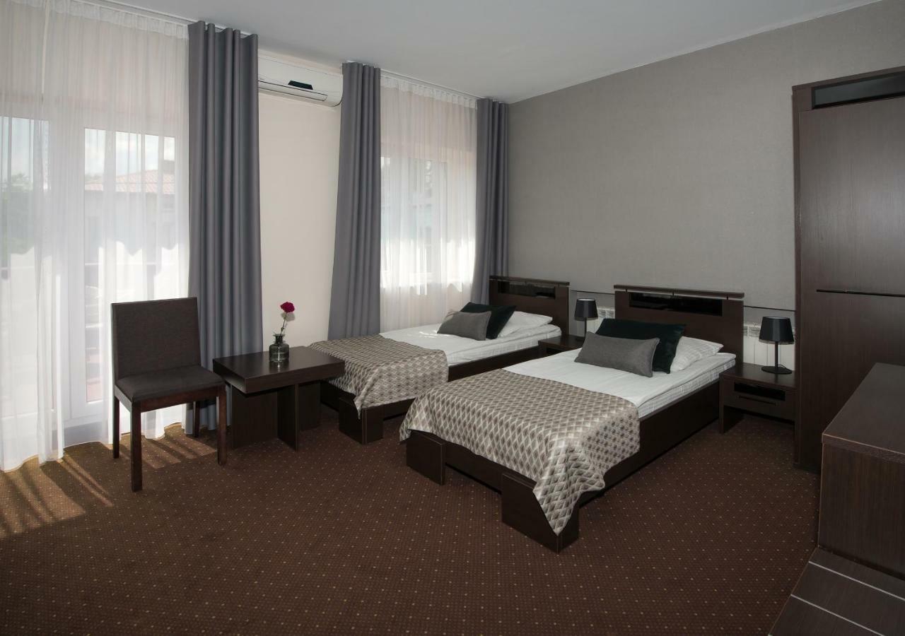 Hotel Capitol Biała Podlaska Dış mekan fotoğraf